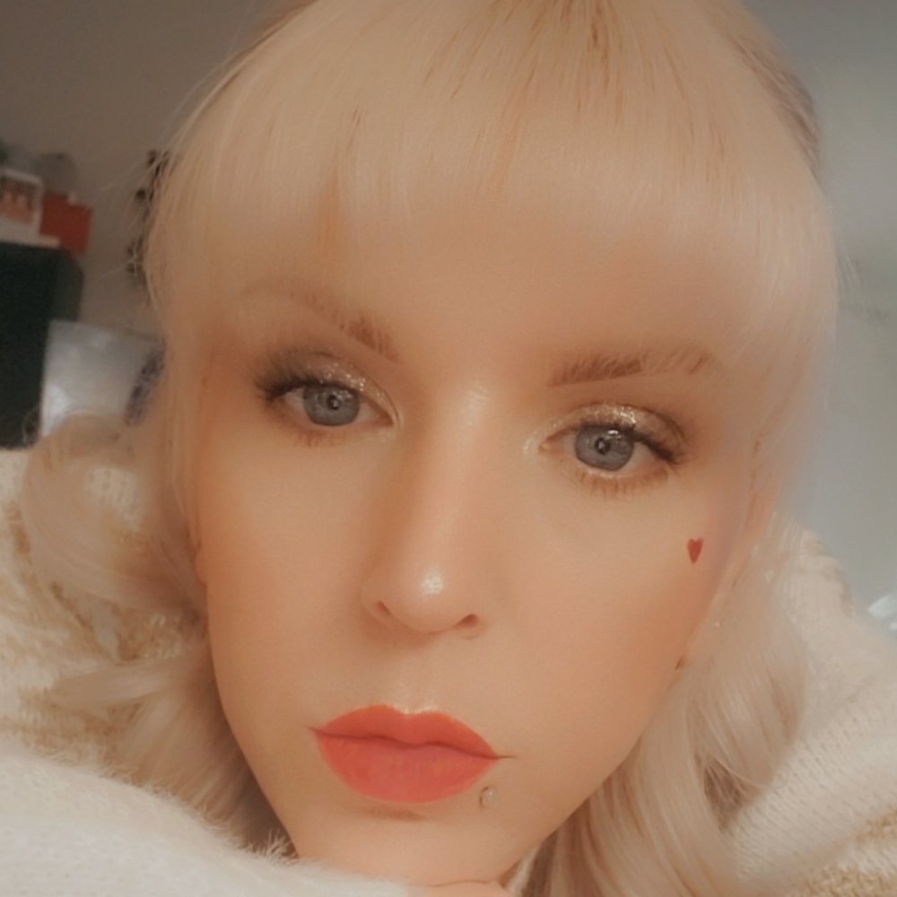 Meet your Posher, Debra